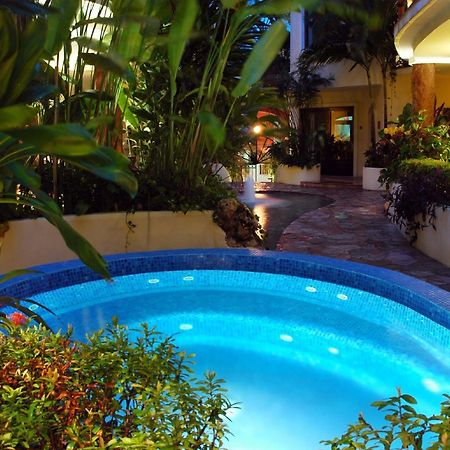 Villas Sacbe Condo Hotel And Beach Club Плая дел Кармен Екстериор снимка
